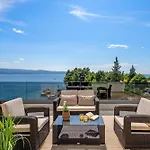 Forti Dva - 5 Bedroom Modern - Sister Available - Sea Views Villa *