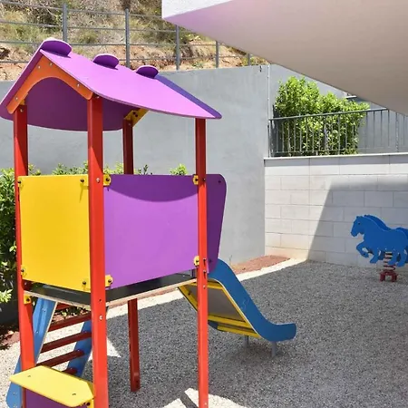 Forti Dva - 5 Bedroom Modern - Sister Available - Sea Views Villa Omis
