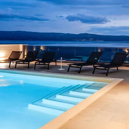 Forti Dva - 5 Bedroom Modern - Sister Available - Sea Views Villa Omis