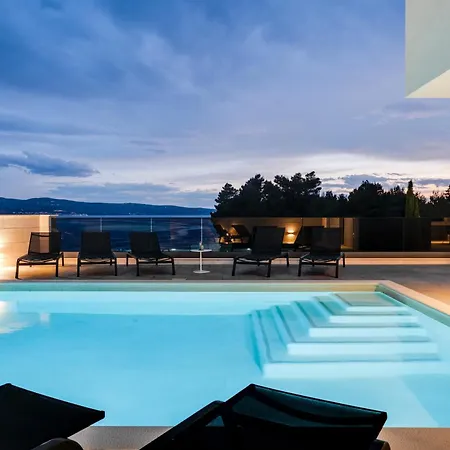 Forti Dva - 5 Bedroom Modern - Sister Available - Sea Views * Omis