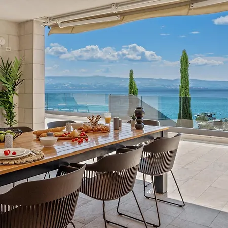 Forti Dva - 5 Bedroom Modern - Sister Available - Sea Views Villa