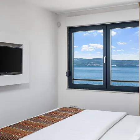 Forti Dva - 5 Bedroom Modern - Sister Available - Sea Views * Omis