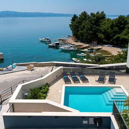 Villa Forti Dva - 5 Bedroom Modern - Sister Available - Sea Views