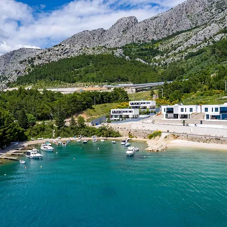 Forti Dva - 5 Bedroom Modern - Sister Available - Sea Views * Omis