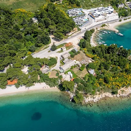 Forti Dva - 5 Bedroom Modern - Sister Available - Sea Views Villa Omis