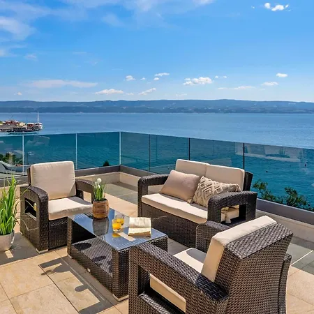 Forti Dva - 5 Bedroom Modern - Sister Available - Sea Views Omiš